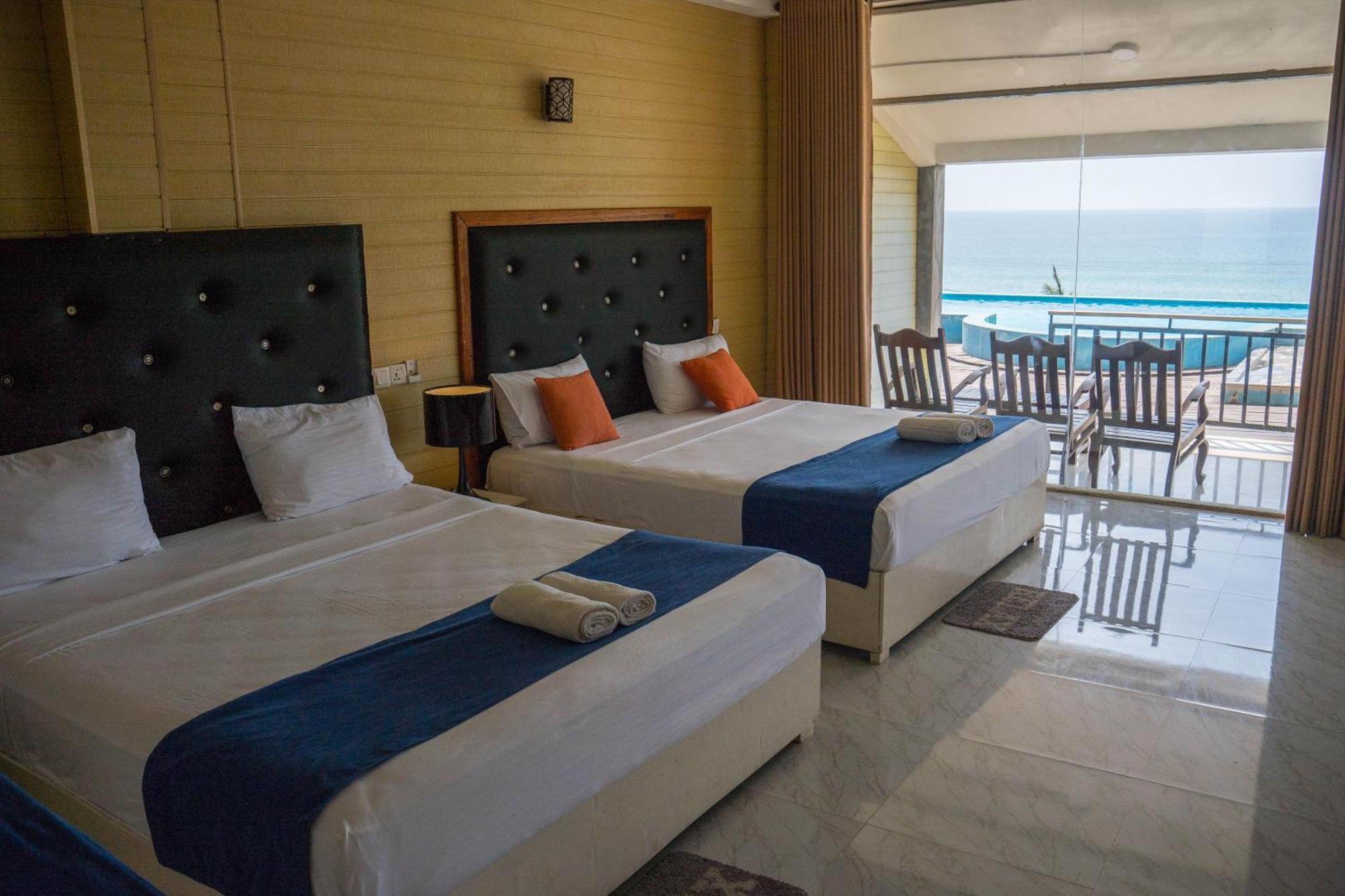 Hotel One World Mirissa Extérieur photo
