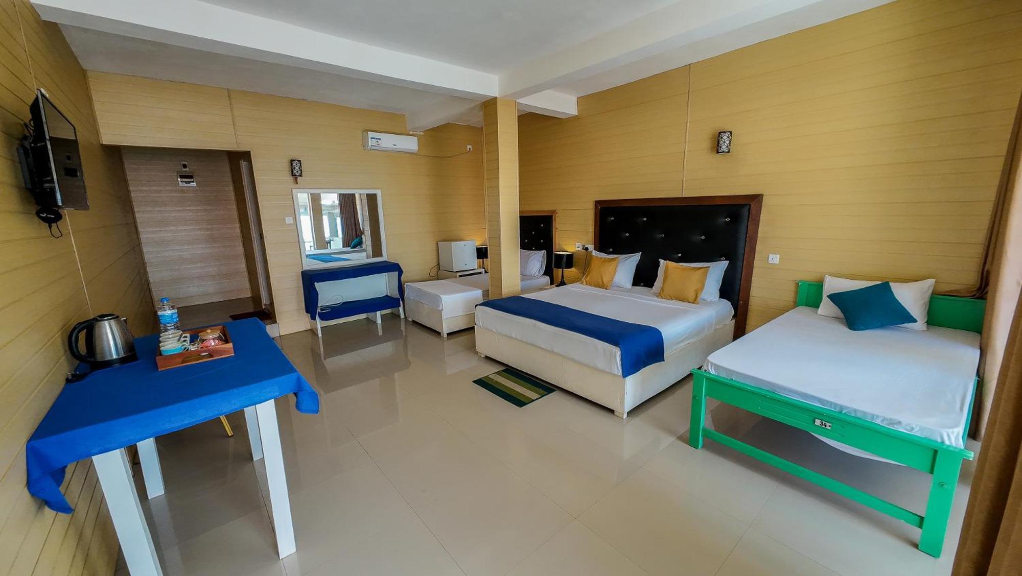 Hotel One World Mirissa Extérieur photo