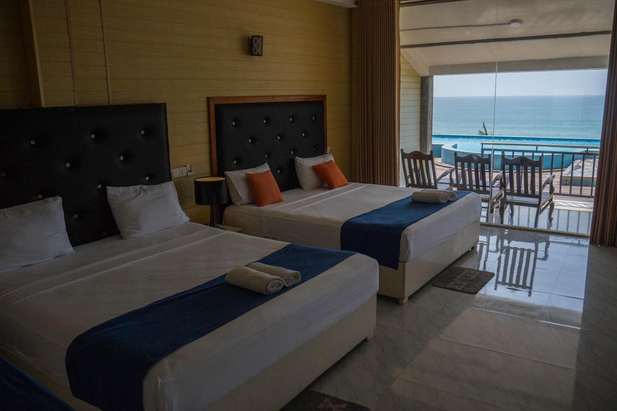 Hotel One World Mirissa Extérieur photo