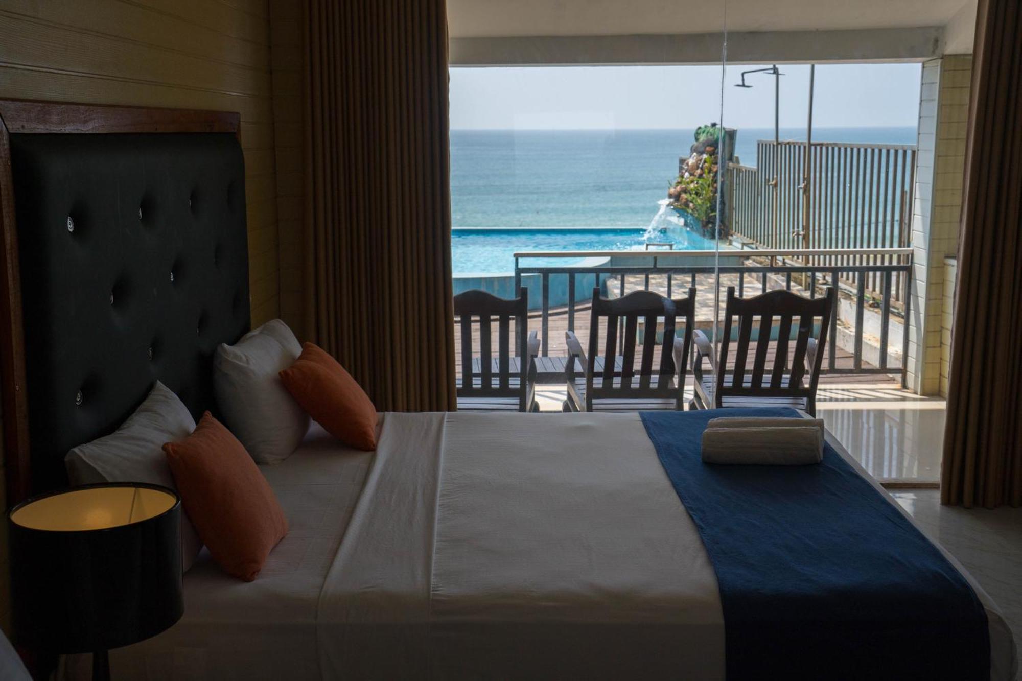 Hotel One World Mirissa Extérieur photo